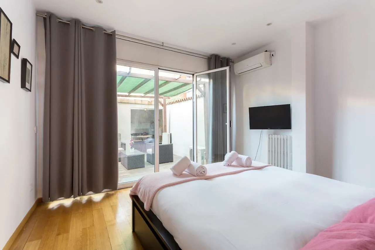 1229 - Awesome City Center Apartment With Terrace Barcelona